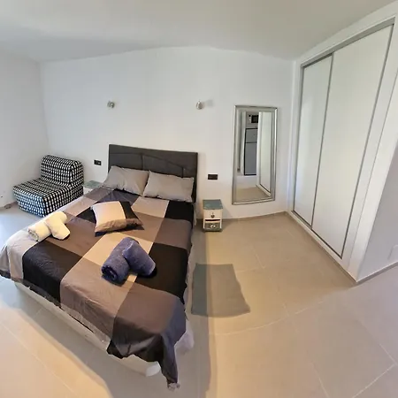 El Dorado Americas Wifi Pool Apartment